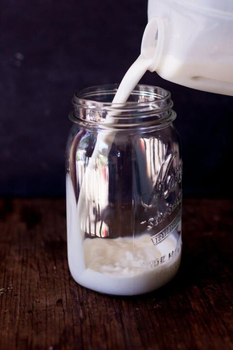 Mono-dieta apenas com kefir - um método rigoroso de perder peso por 3 dias