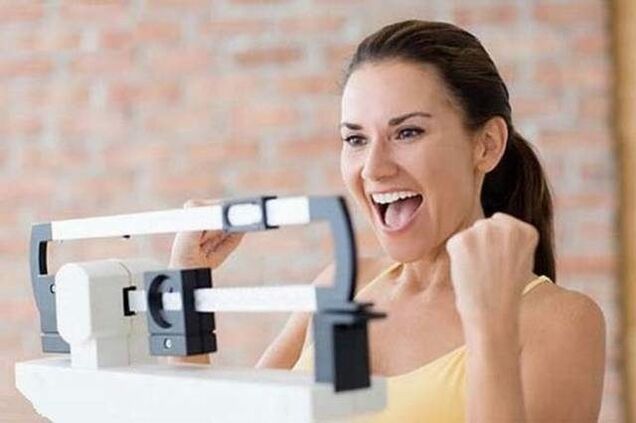 perda de peso em uma mulher em uma semana